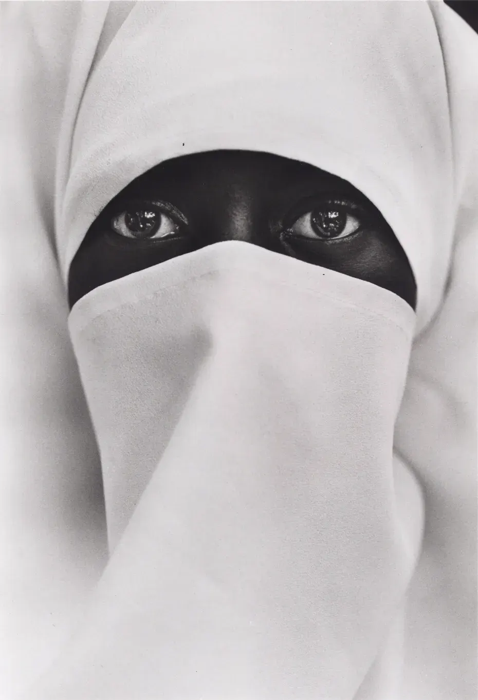 Chester Higgins Jr. - Ghana (The parade of young virgins - a puberty rite held annually in Koforidua - takes place on the last day of the Drobo Festival), 1975