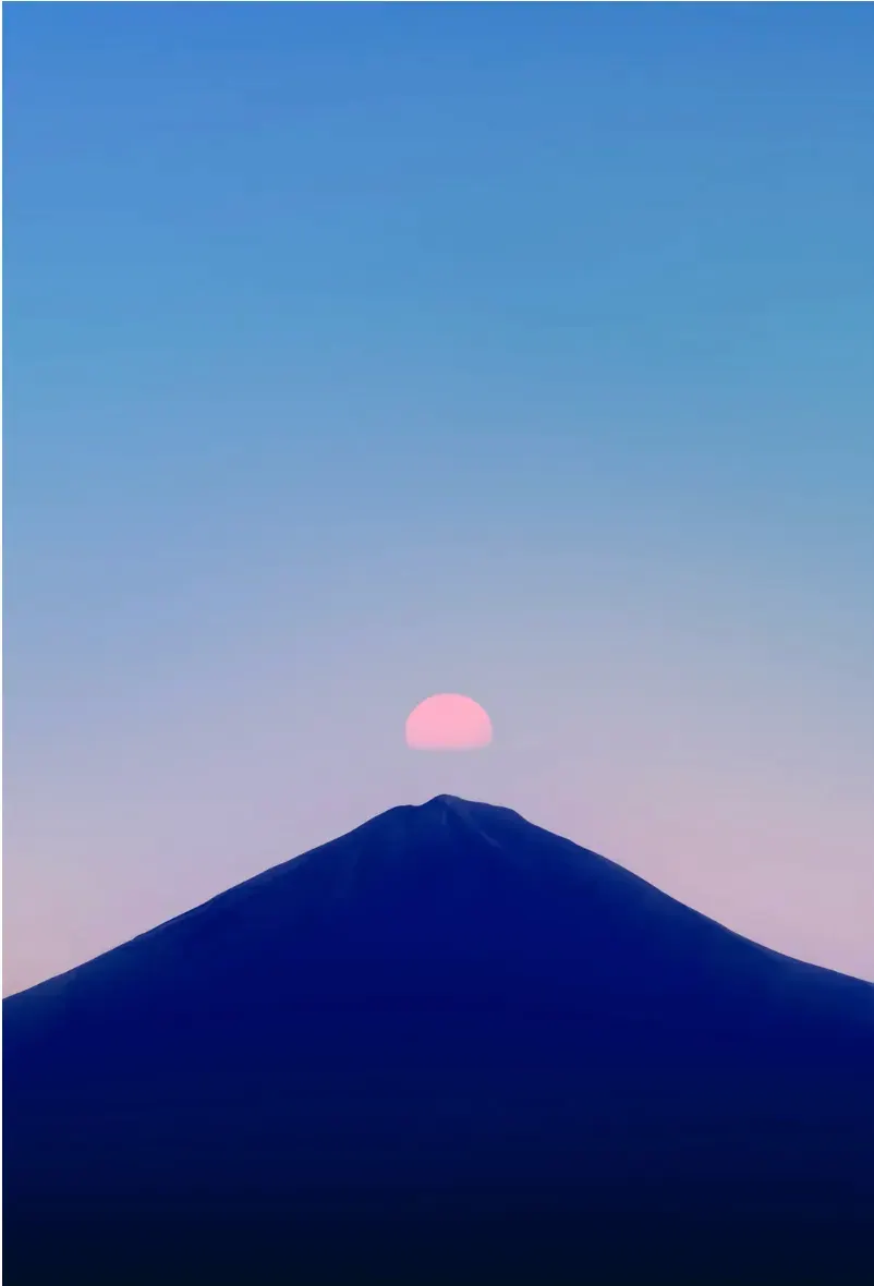 Paul Cupido - Moon over Fuji I, 2025